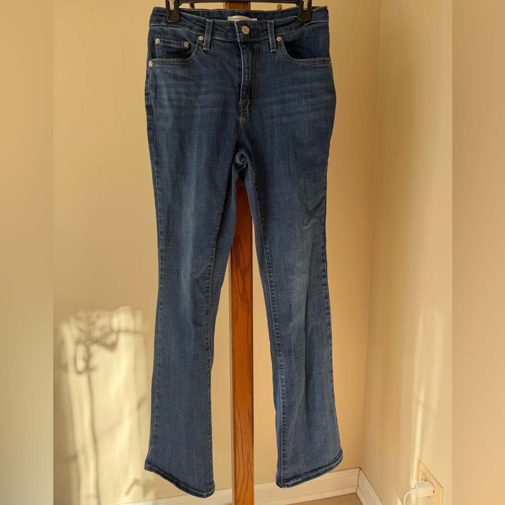 Levi Strauss & Co. 725 High Rise Bootcut Women’s Size 29”/ 34” Blue Jeans
